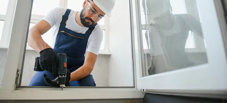 Replace Broken Window Pane in Callaway, FL